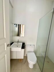 Yuk Tong Avenue (D21), Terrace #582964471